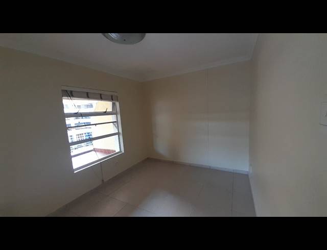 2 BEDROOM APARTMENT FOR SALE IN UMHLANGA RIDGE